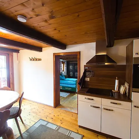 Reitstall Henntalhof شقة